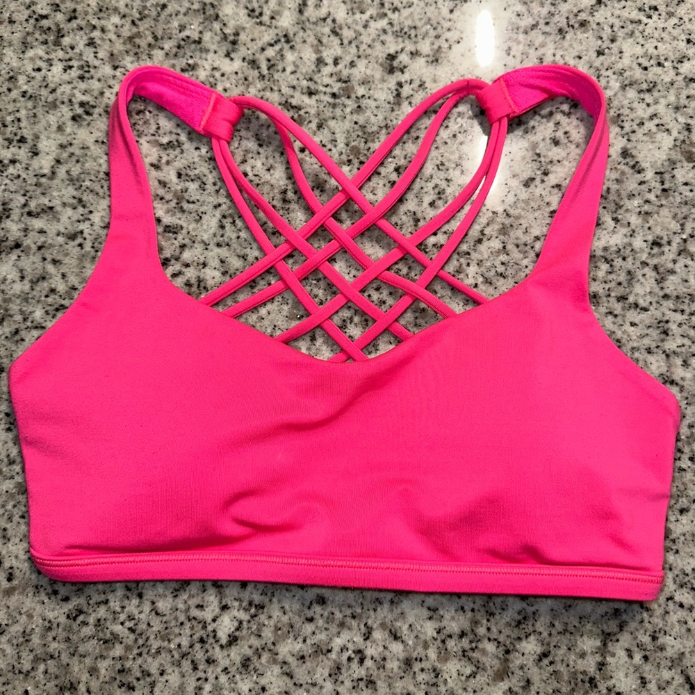 lululemon hot pink free to be wild bra, size 4